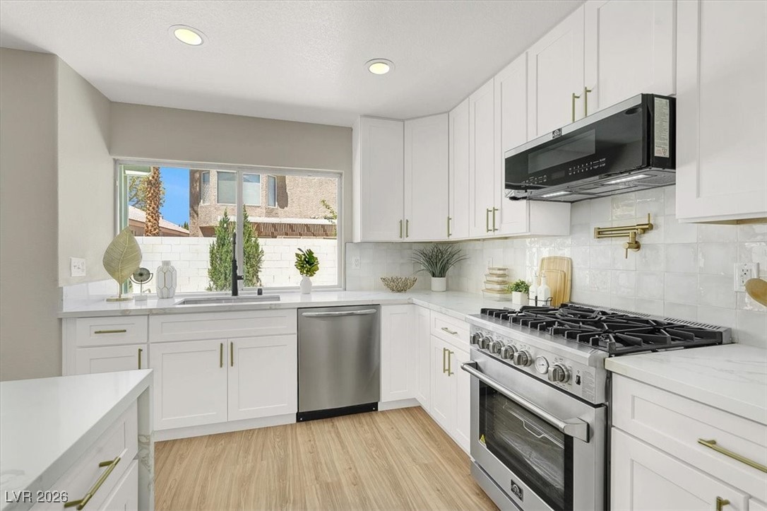 7840 Millhopper Avenue