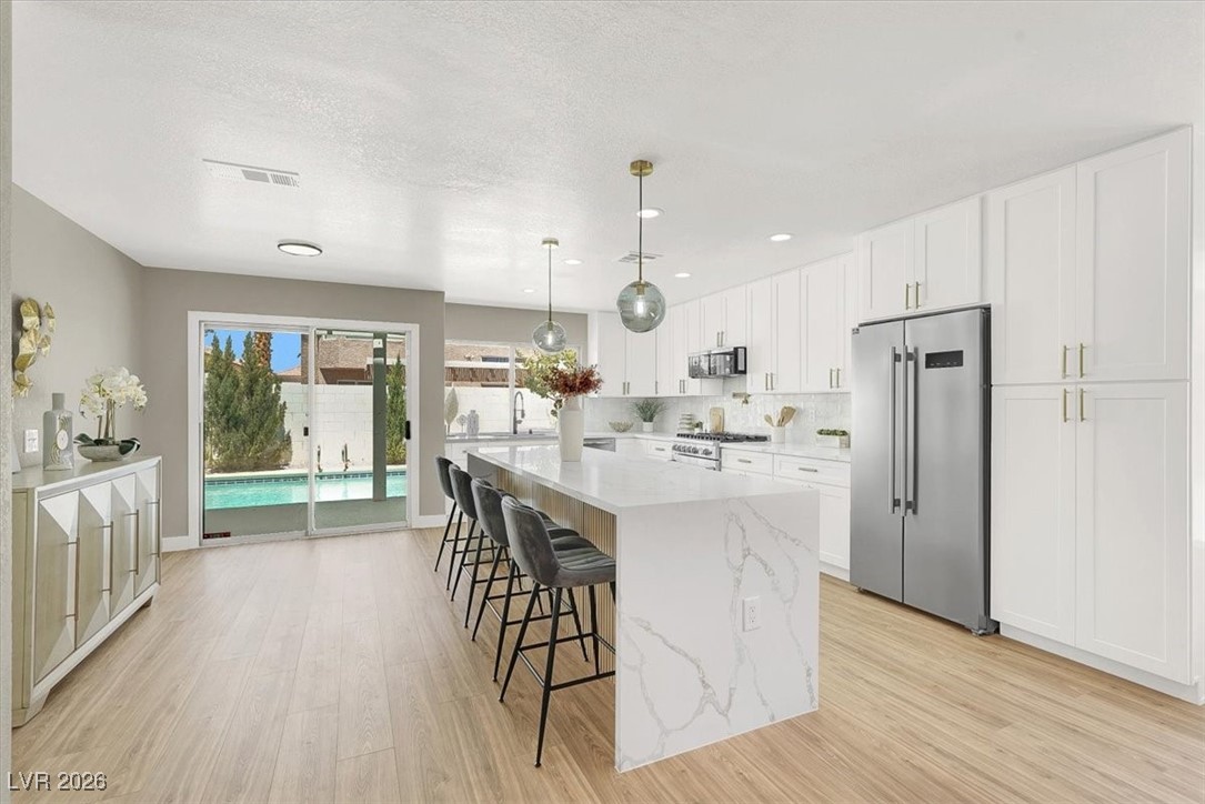 7840 Millhopper Avenue