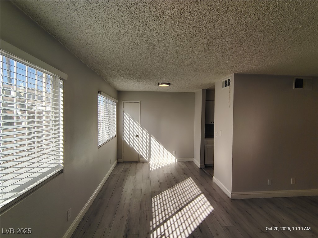 3663 Kolendo Court B