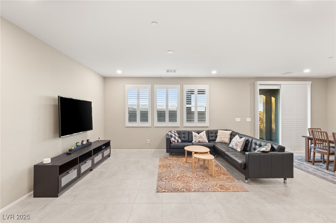 964 Midnight View Avenue