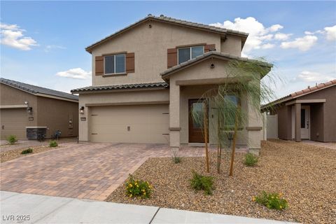 2729 Pavehawk Way Las Vegas NV 89156