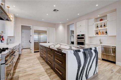 812 Sir James Bridge Way Las Vegas NV 89145