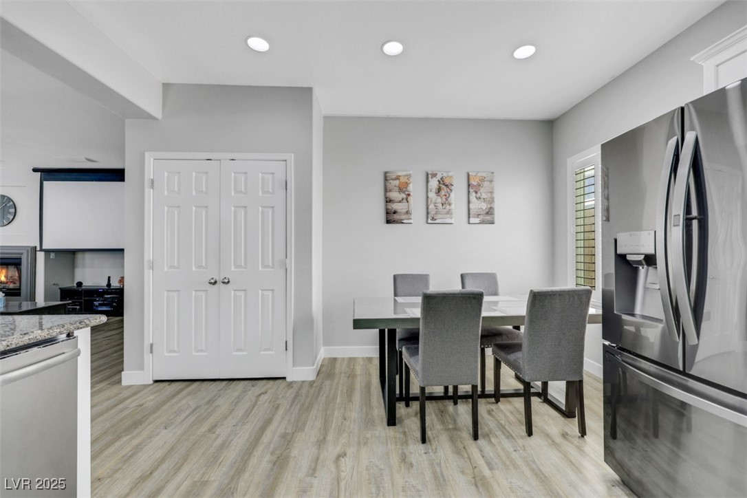 Las Vegas, Nevada 89131, United States, 3 Bedrooms Bedrooms, ,2 BathroomsBathrooms,Residential,Active,130035