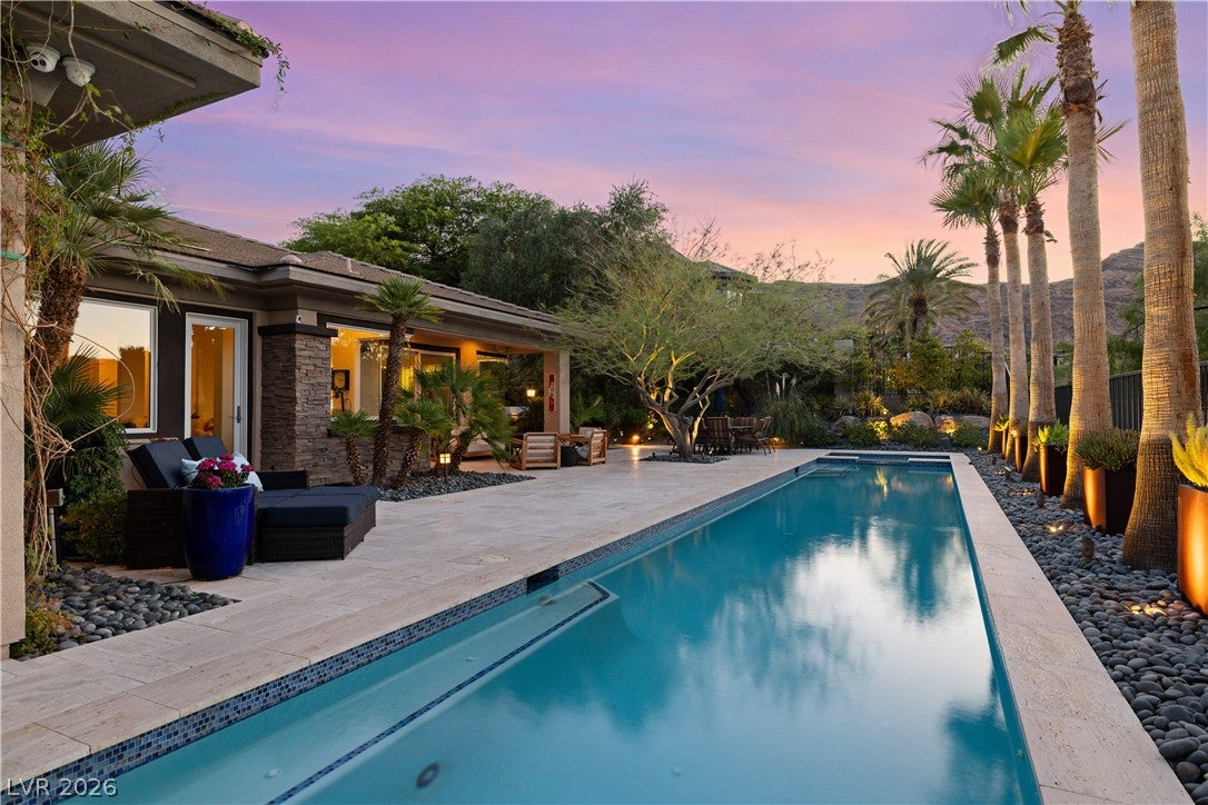 Properties 1 3084 Red Arrow Drive