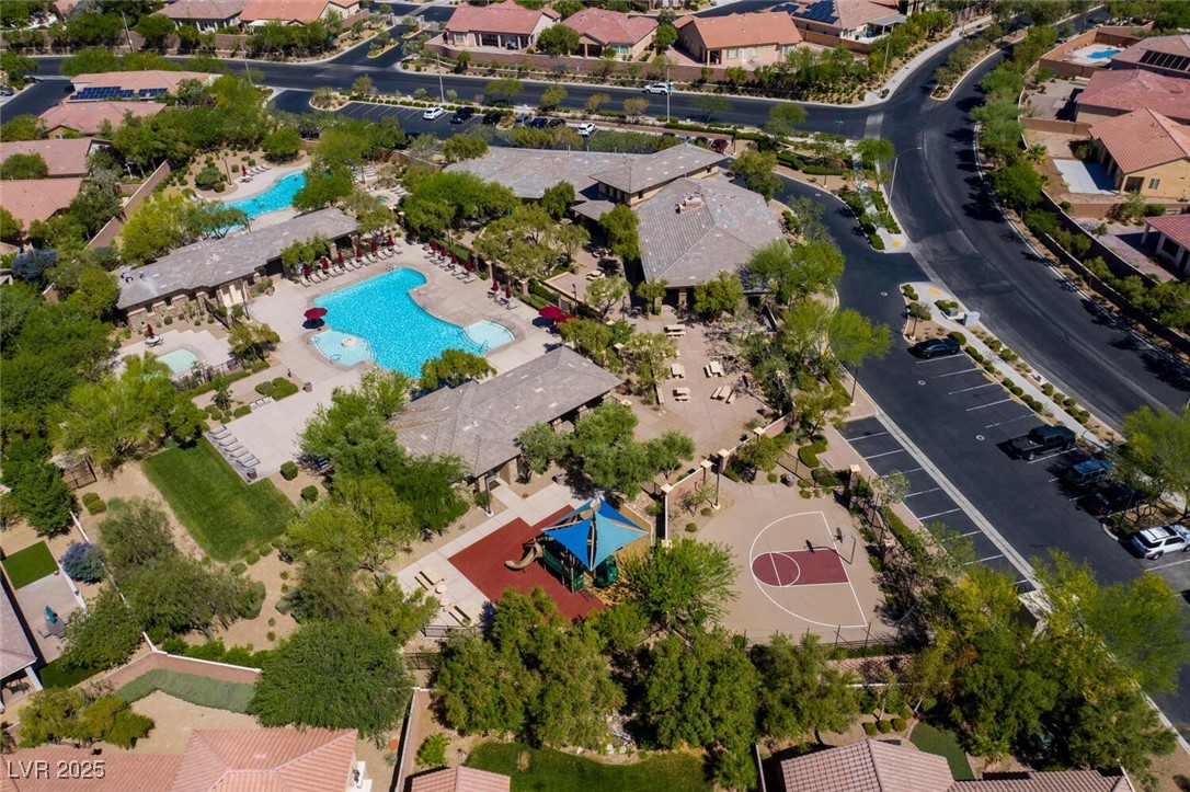 Las Vegas, Nevada 89178, United States, 6 Bedrooms Bedrooms, ,4 BathroomsBathrooms,Residential,Active,5518