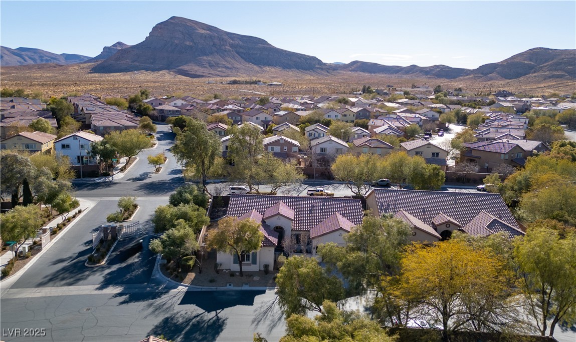 Las Vegas, Nevada 89178, United States, 6 Bedrooms Bedrooms, ,4 BathroomsBathrooms,Residential,Active,5518