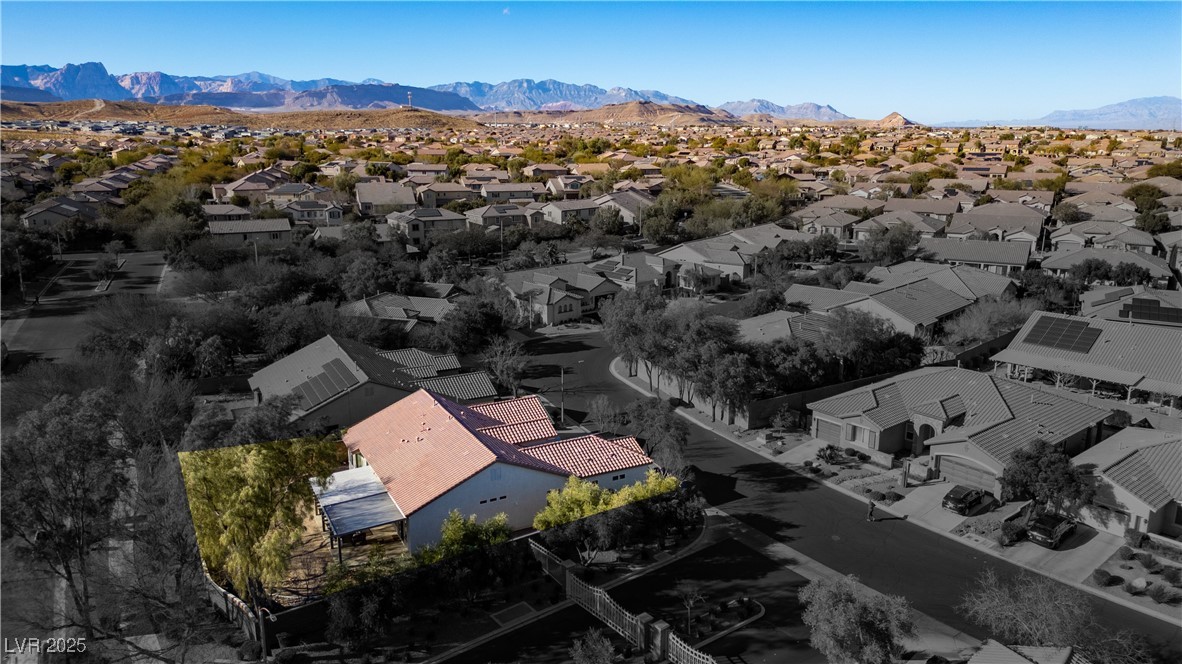 Las Vegas, Nevada 89178, United States, 6 Bedrooms Bedrooms, ,4 BathroomsBathrooms,Residential,Active,5518