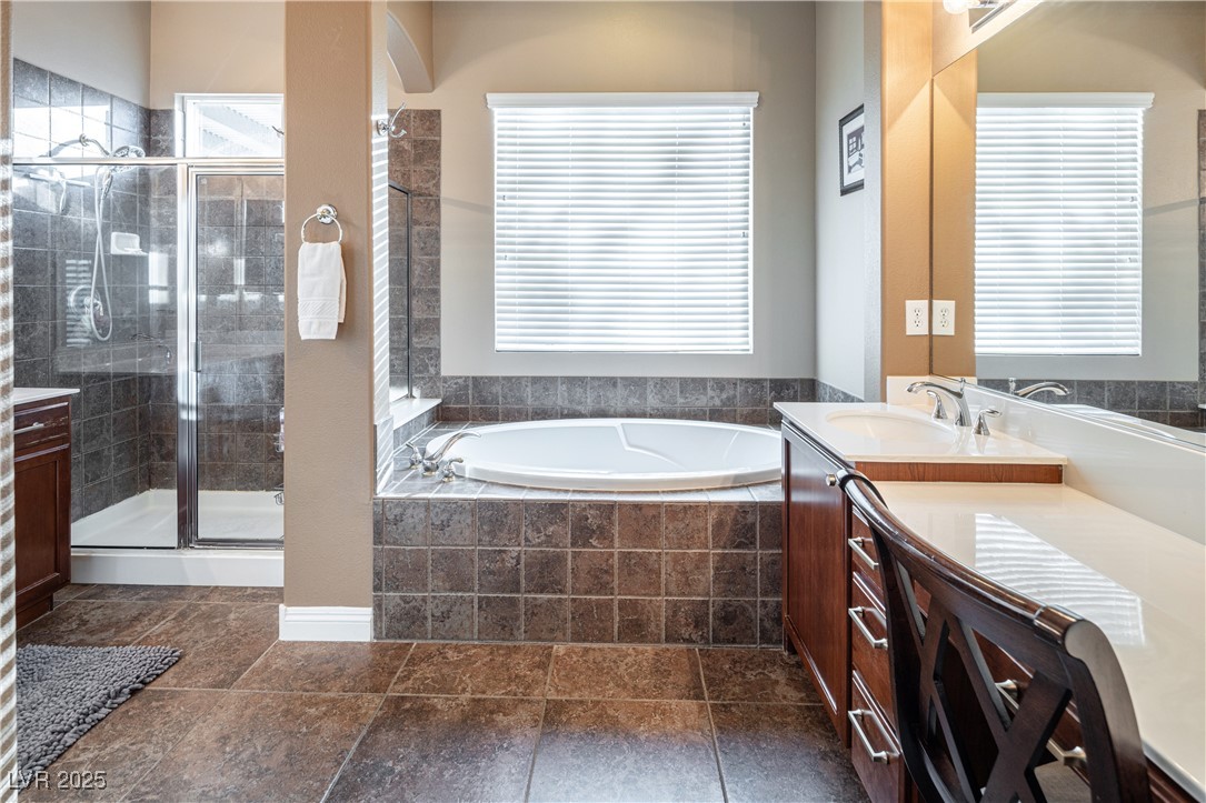 Las Vegas, Nevada 89178, United States, 6 Bedrooms Bedrooms, ,4 BathroomsBathrooms,Residential,Active,5518