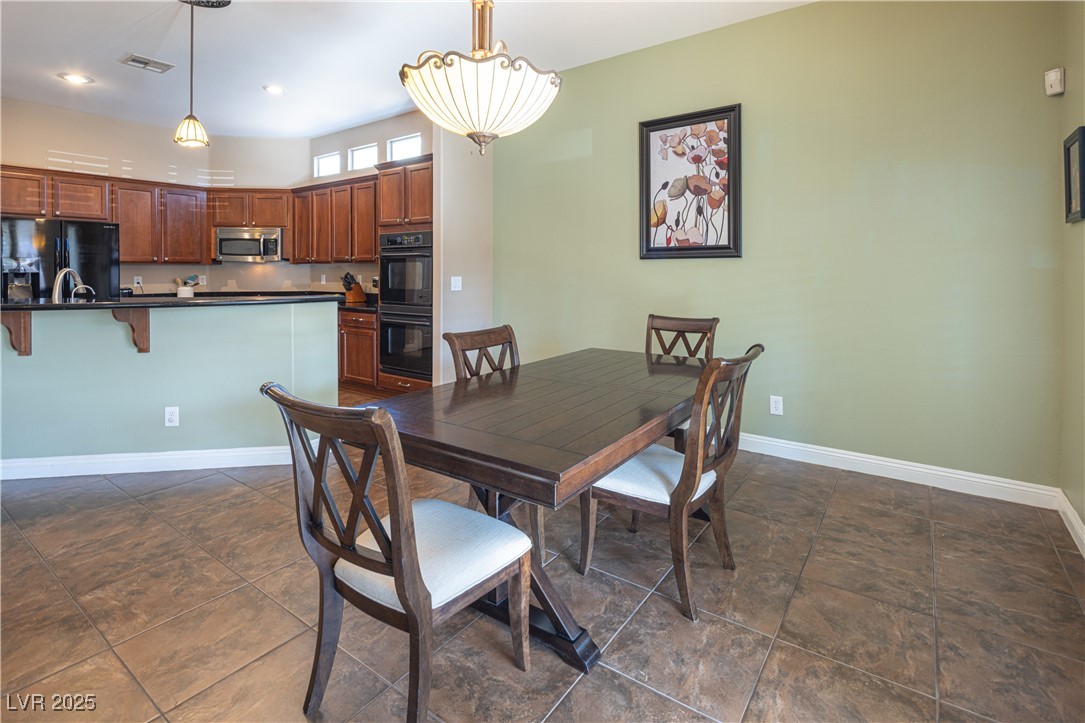 Las Vegas, Nevada 89178, United States, 6 Bedrooms Bedrooms, ,4 BathroomsBathrooms,Residential,Active,5518