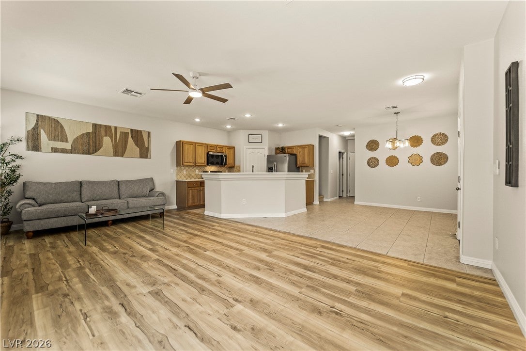 1099 Sheer Paradise Lane 3