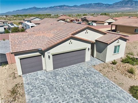 Homes For Sale - 164 E Hawk Avenue<br/> Pahrump, NV 89060