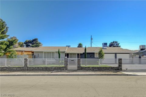 Photo of 4915 Nevada Avenue, Las Vegas, NV 89104 (MLS # 2763351)