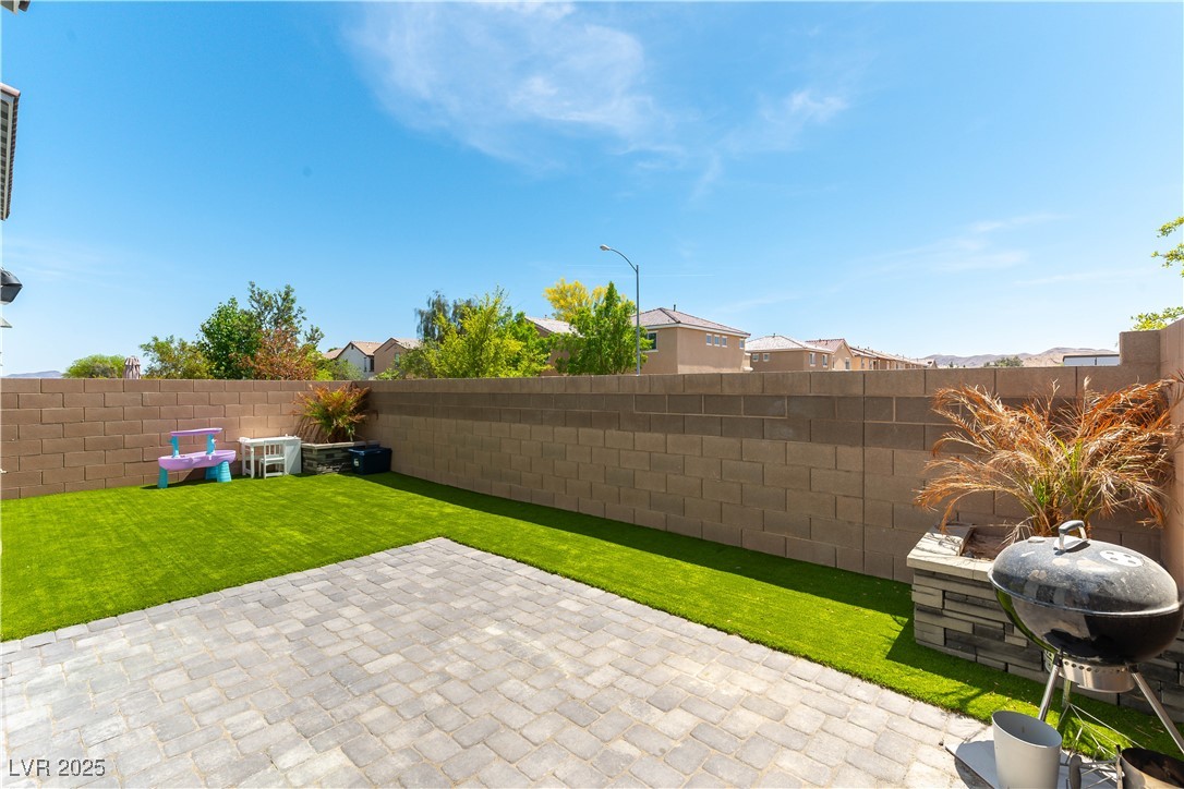 4517 Swimming Minnow Avenue, Las Vegas, Nevada image 24