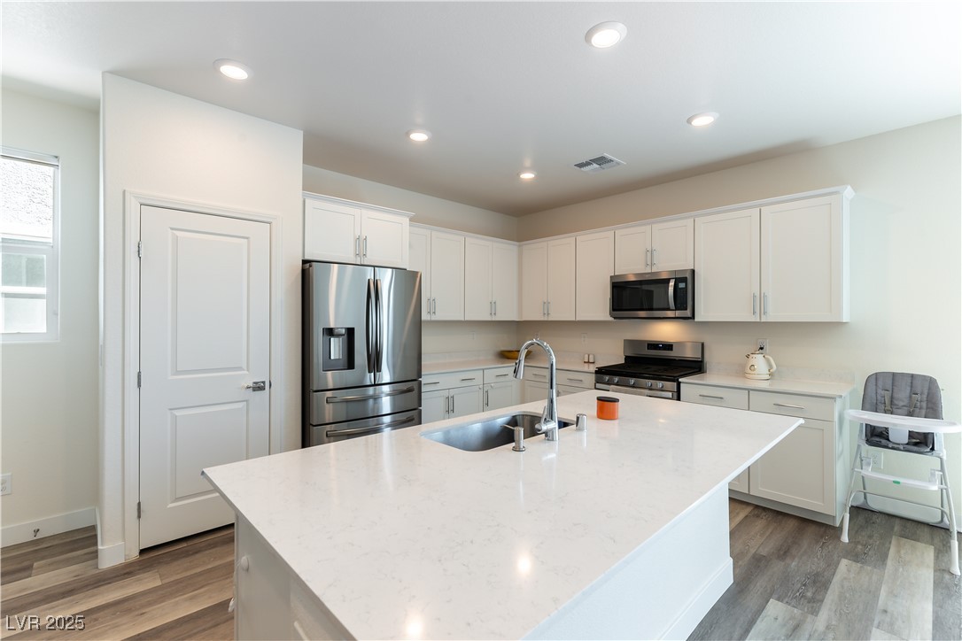4517 Swimming Minnow Avenue, Las Vegas, Nevada image 9