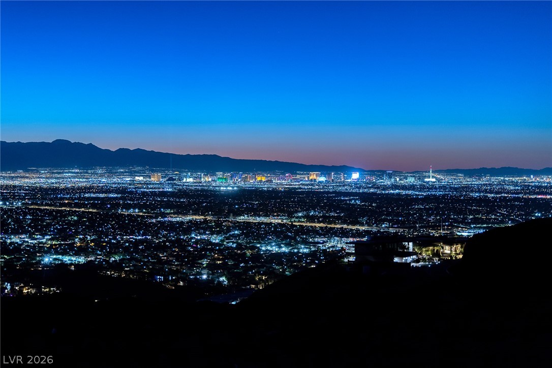 527 Rock Peak Drive