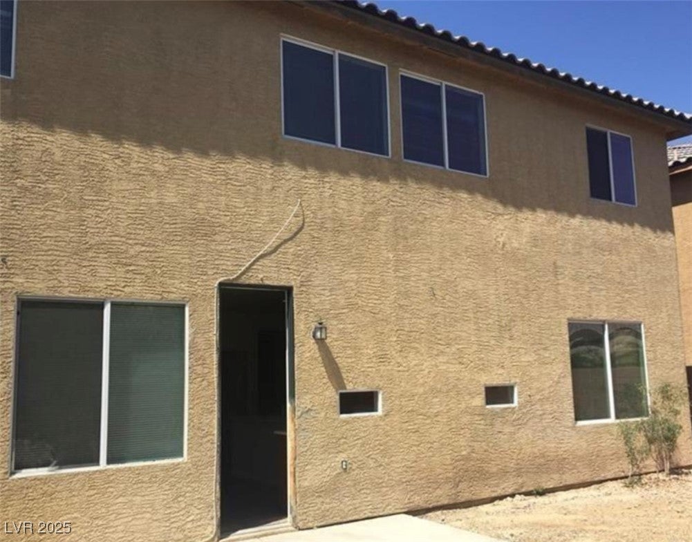 3608 Tundra Swan Street