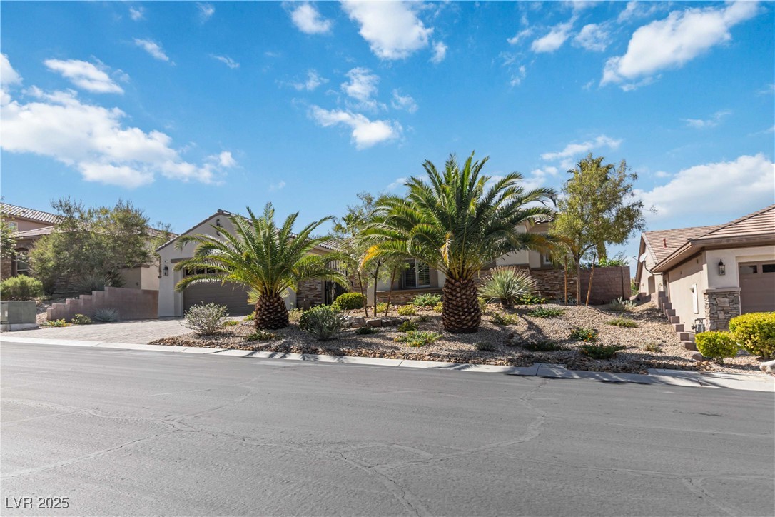 2669 Chateau Clermont Street
