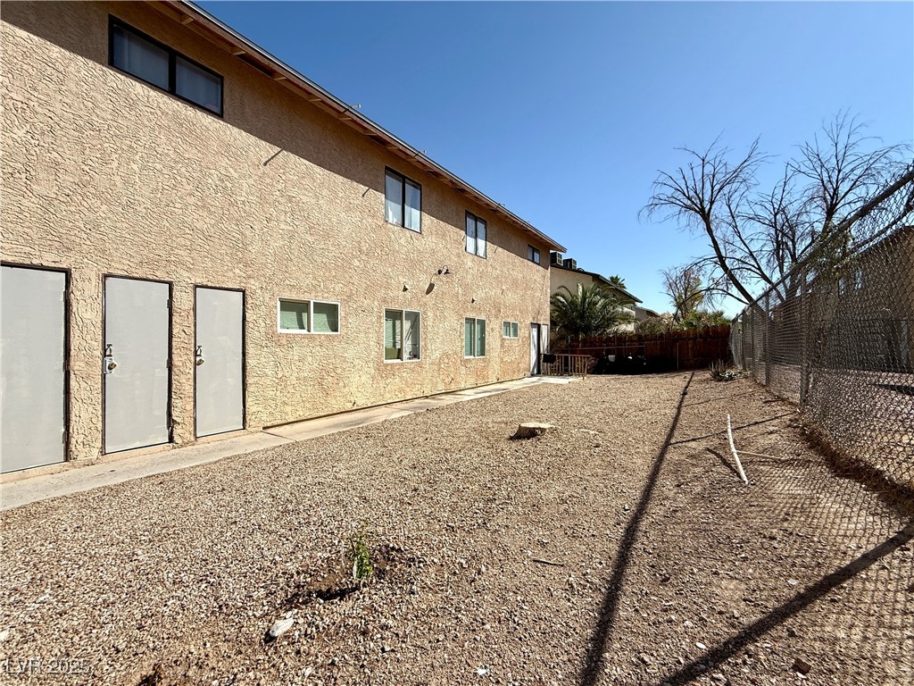6217 Yerba Lane