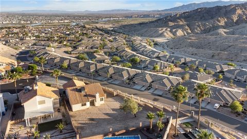 Single Family Residence in Laughlin NV 2292 Dark Canyon Court 5.jpg