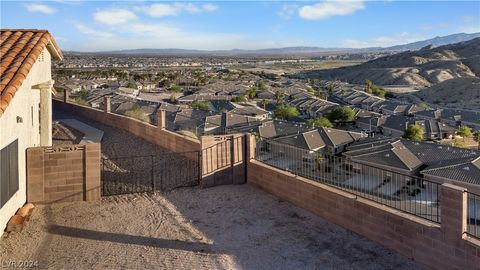 Single Family Residence in Laughlin NV 2292 Dark Canyon Court 2.jpg