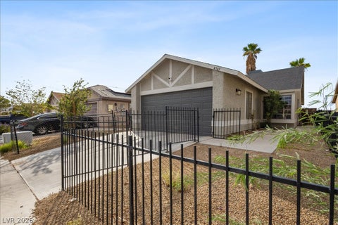 Homes For Sale - 4349 Faberge Avenue<br/> Clark County, Las Vegas, NV 89115