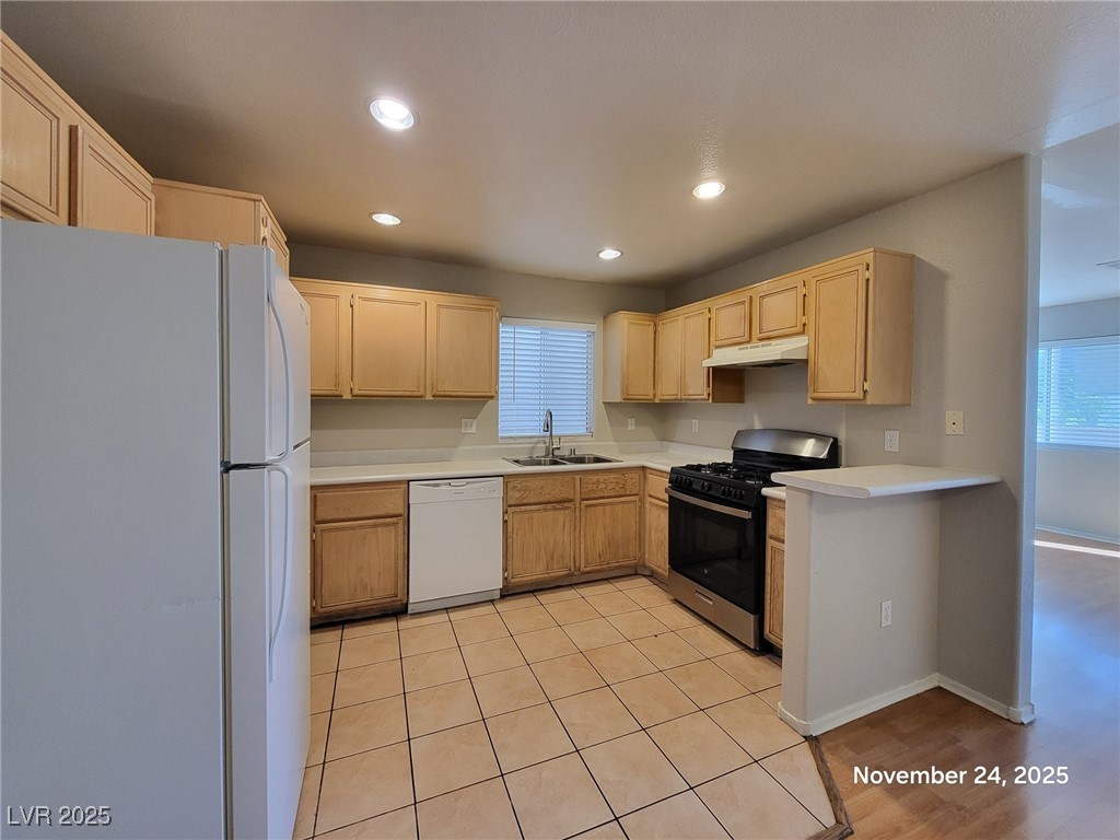 5278 Sacha Way