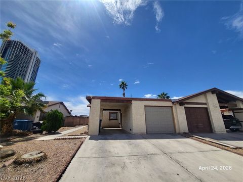 Townhouse For Sale - 4459 Via Torino<br/> Las Vegas, NV 89103