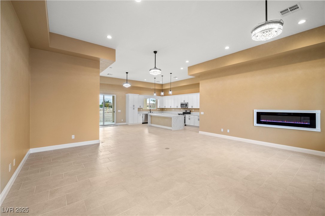 2181 Arrow Court