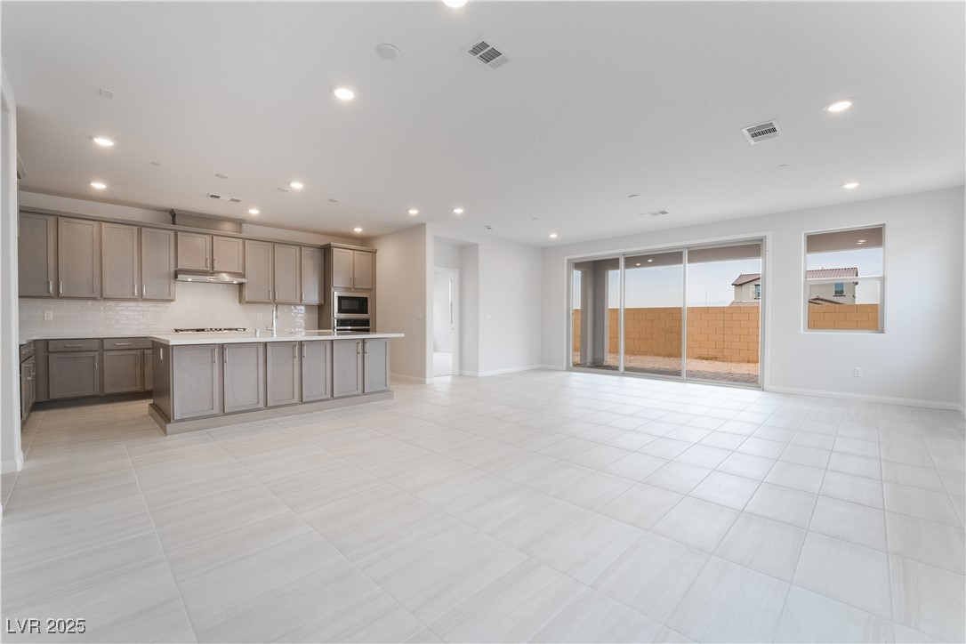 789 Black Palace Street, Henderson, Nevada image 9