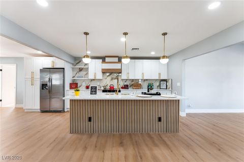 1925 E Saint Louis Avenue Las Vegas NV 89104