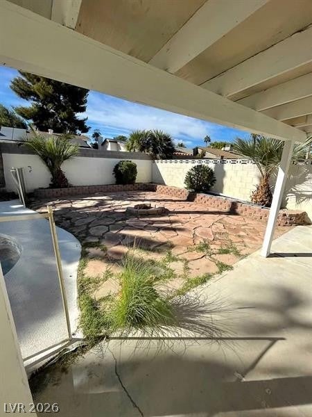 5243 Sunnywood Drive