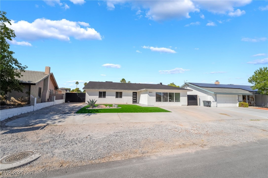 5500 Avenida Vaquero