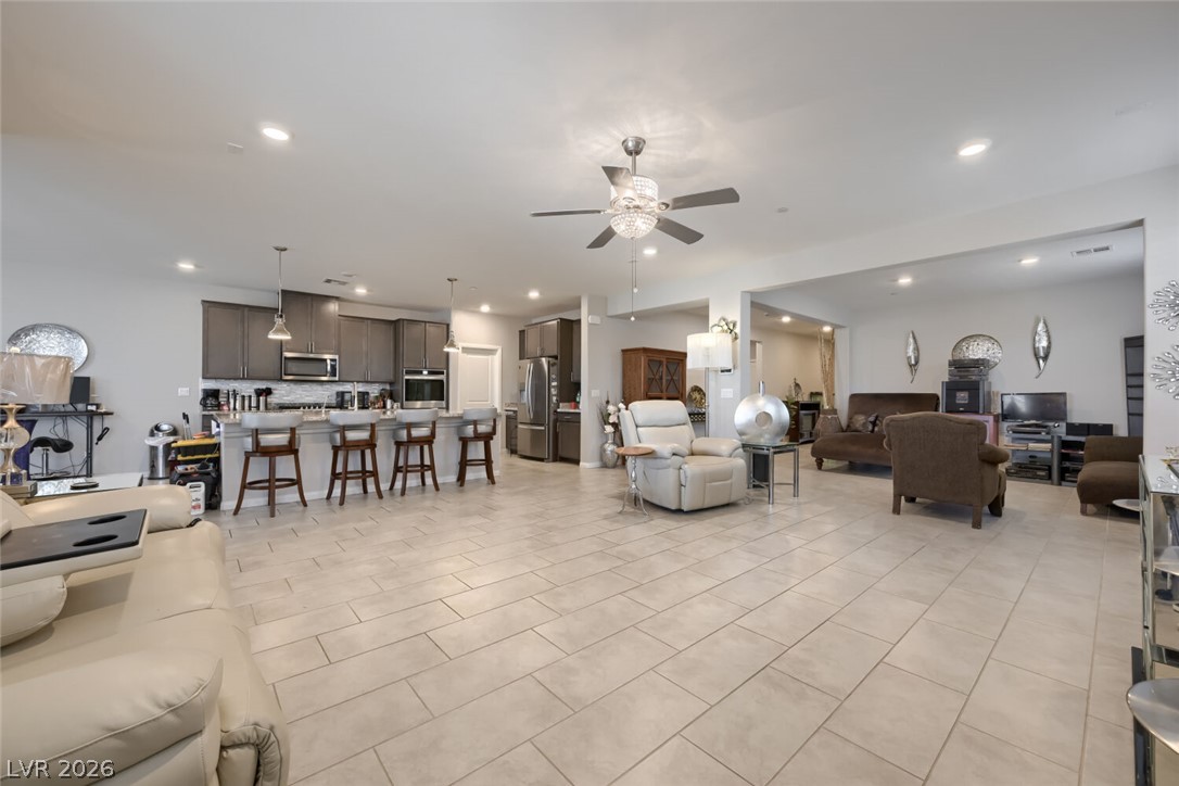 6330 Montrose Park Court