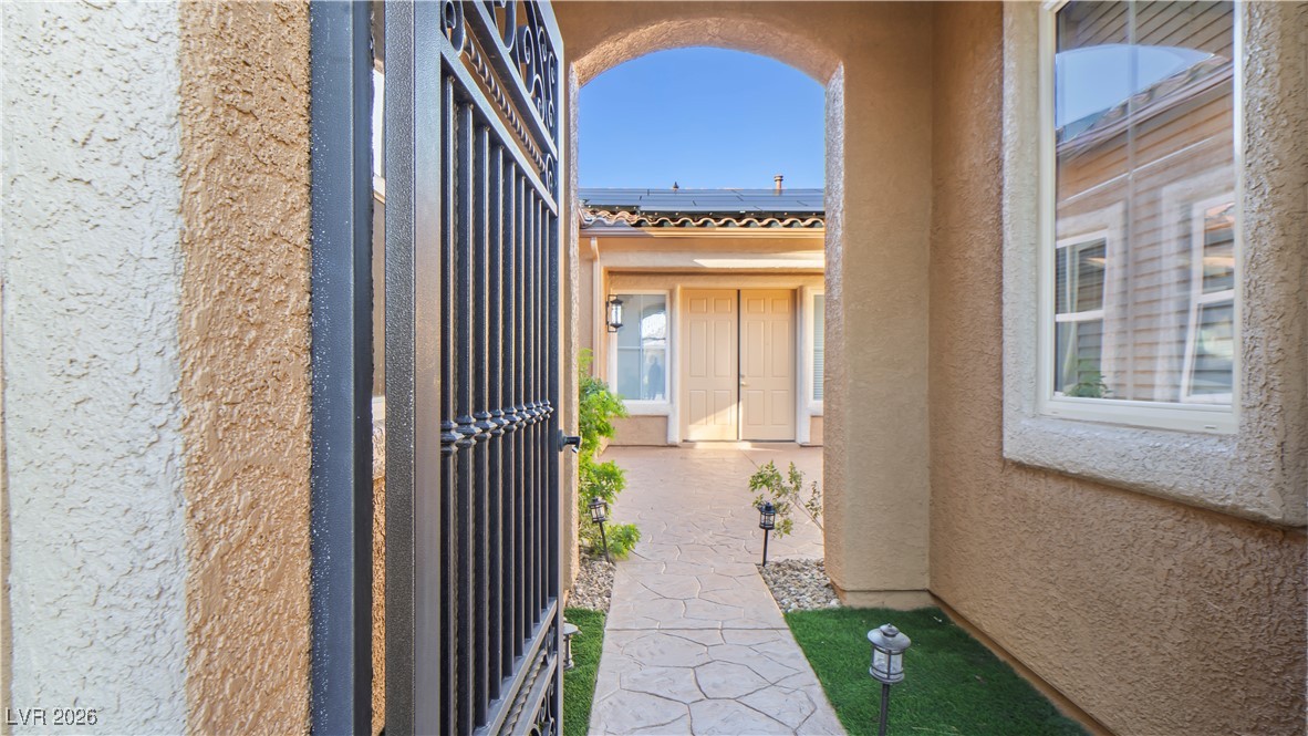 7166 Adobe Hills Avenue