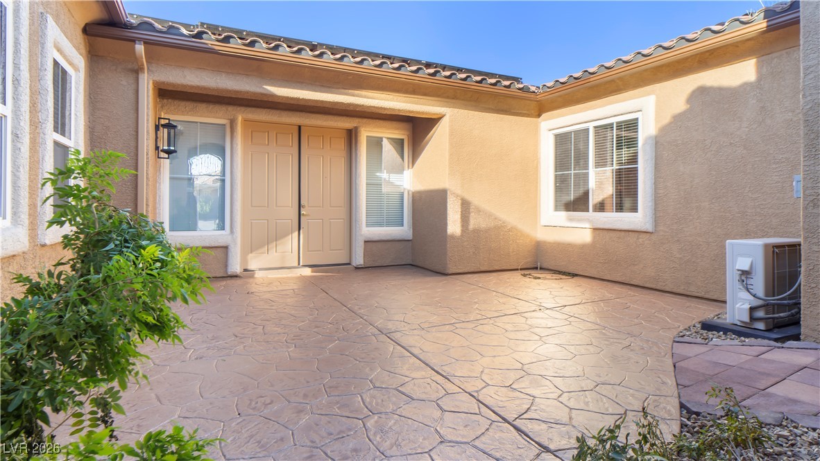 7166 Adobe Hills Avenue