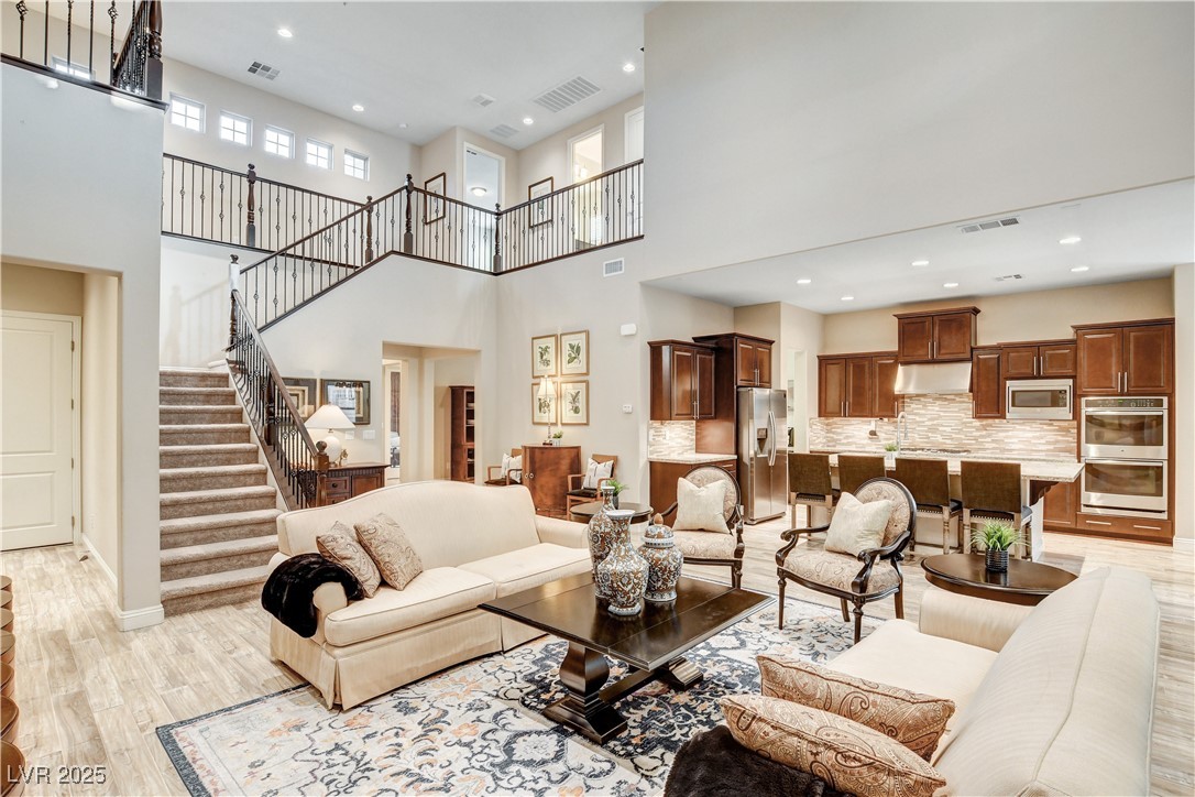 417 Rosina Vista Street