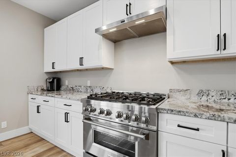 Tiny photo for 724 N Naples Street, Henderson, NV 89015 (MLS # 2792313)