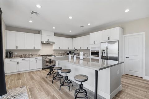 Tiny photo for 724 N Naples Street, Henderson, NV 89015 (MLS # 2792313)