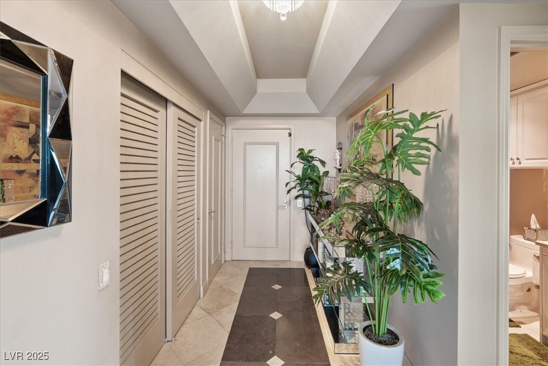 Las Vegas, Nevada 89109, United States, 2 Bedrooms Bedrooms, ,2 BathroomsBathrooms,Residential,Active,195945