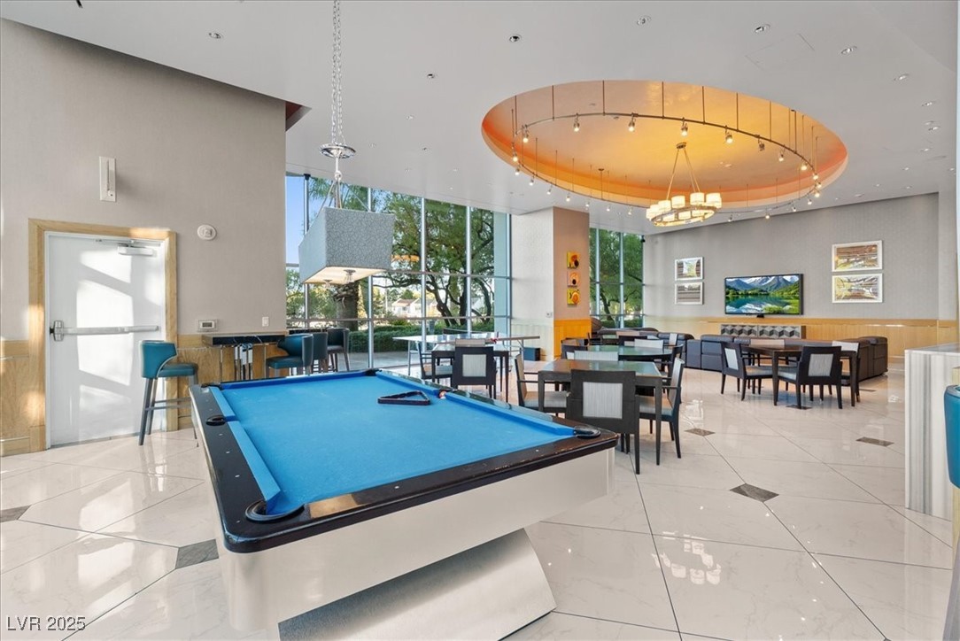 Las Vegas, Nevada 89109, United States, 2 Bedrooms Bedrooms, ,2 BathroomsBathrooms,Residential,Active,195945