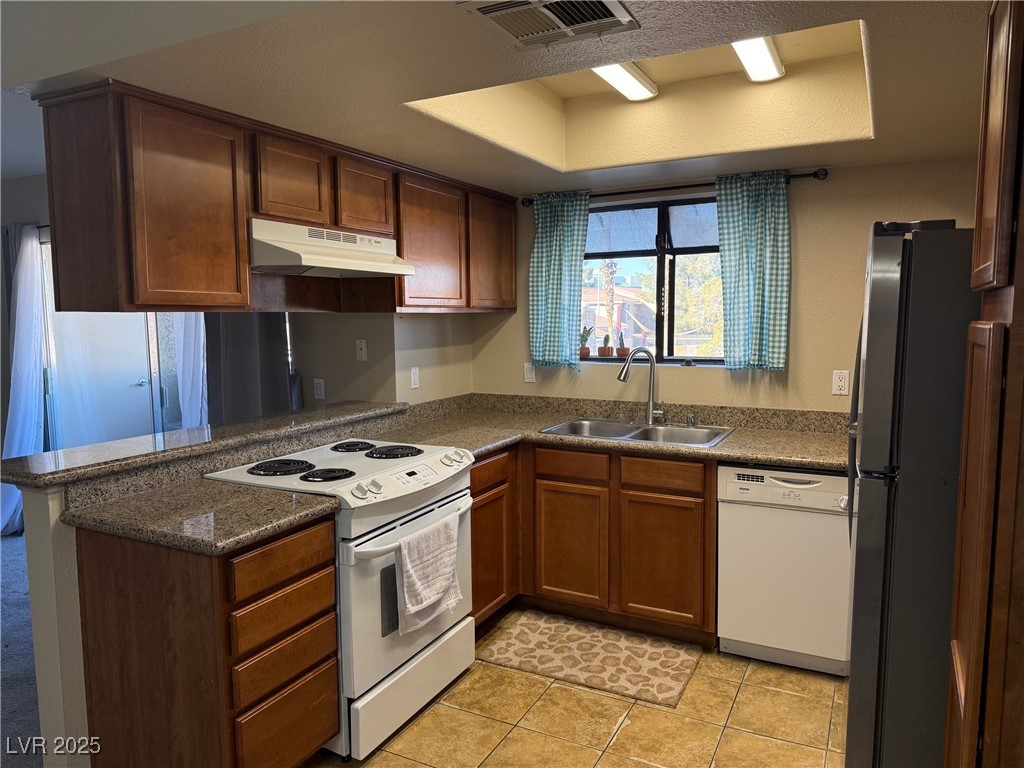 7200 Pirates Cove Road 2004