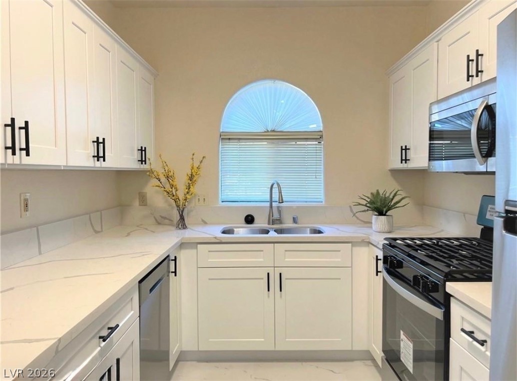 1407 Santa Margarita Street D