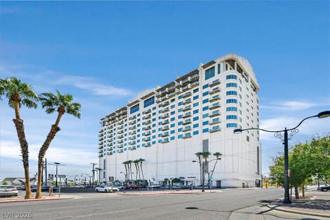 Photo of 900 Las Vegas Boulevard #1403, Las Vegas, NV 89101 (MLS # 2799520)