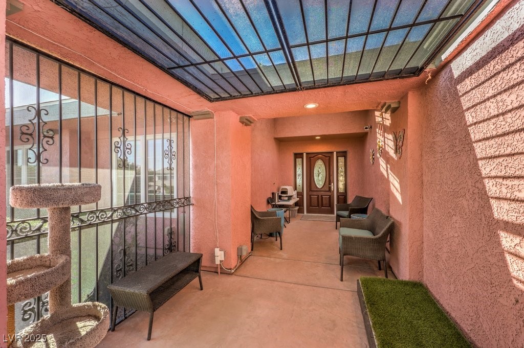 Properties 2 4095 Ridgewood Avenue