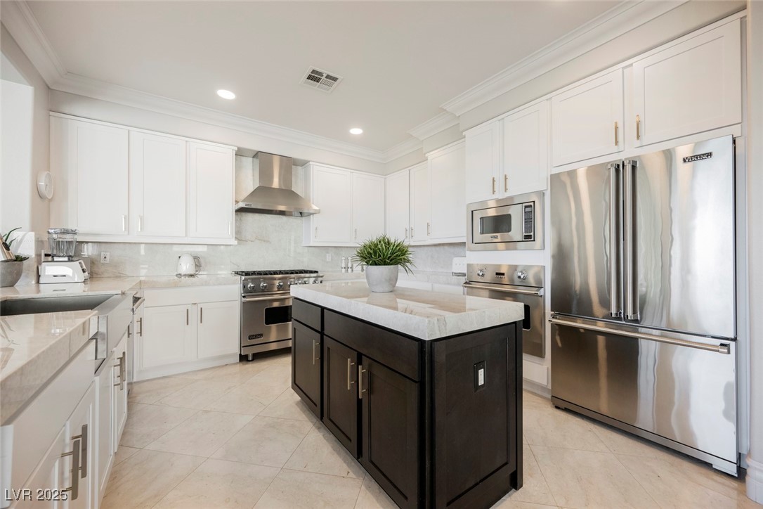 2486 Grassy Spring Place