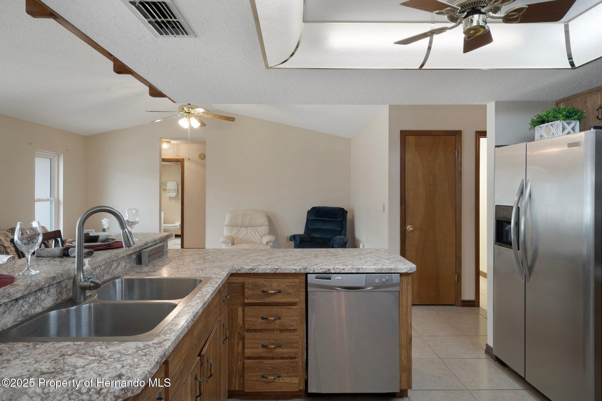 8283 Shoup Street, Spring Hill, Florida image 16