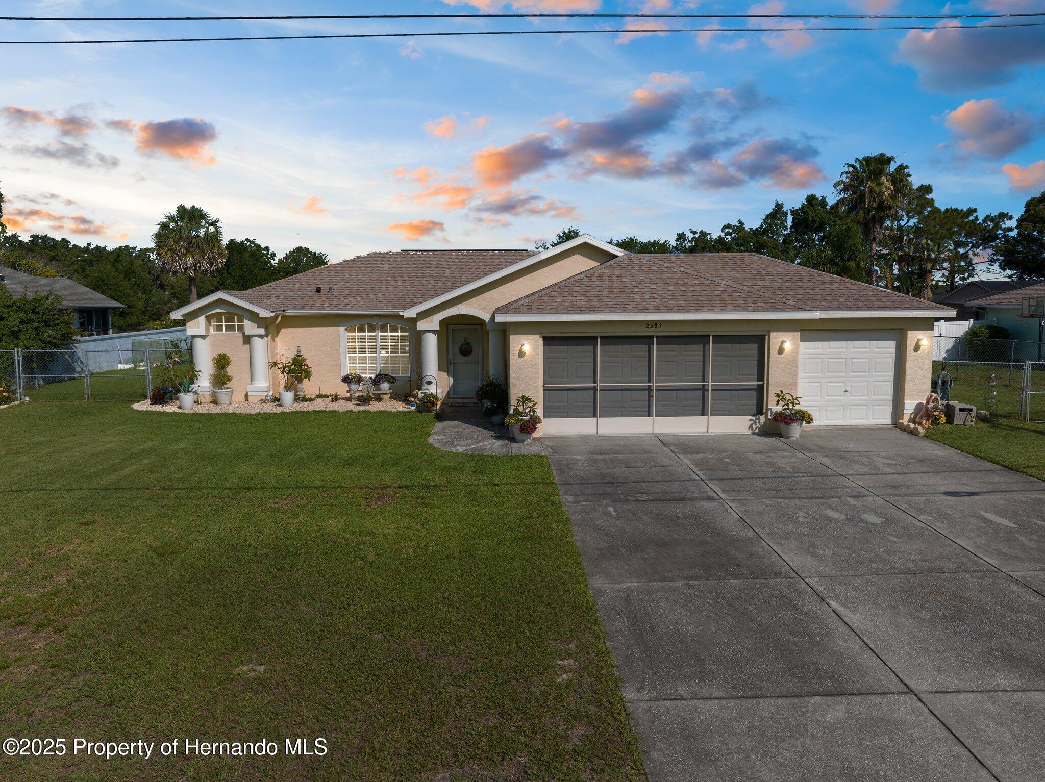 2585 Waterfall Drive, Spring Hill, Florida image 44