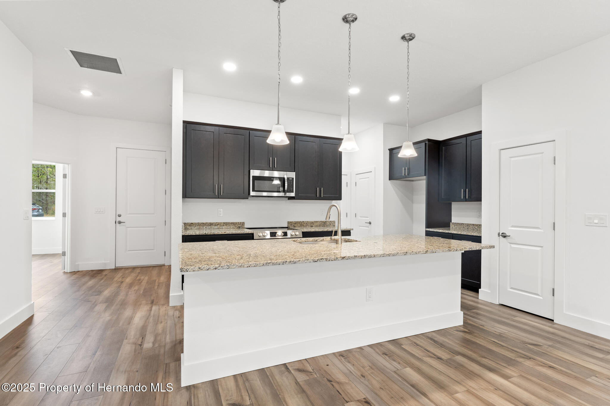 16023 Penn State Road, Weeki Wachee, Florida image 31