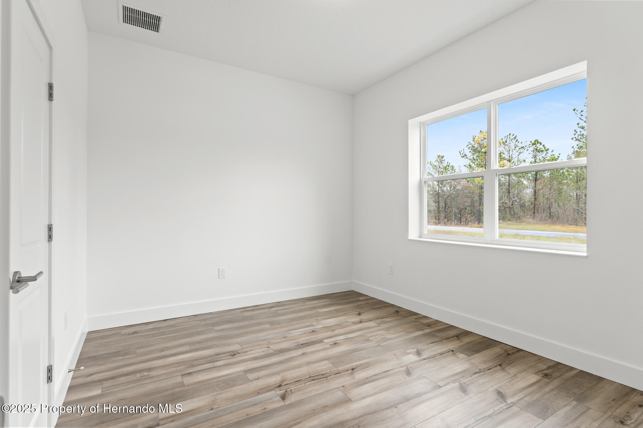 16023 Penn State Road, Weeki Wachee, Florida image 7