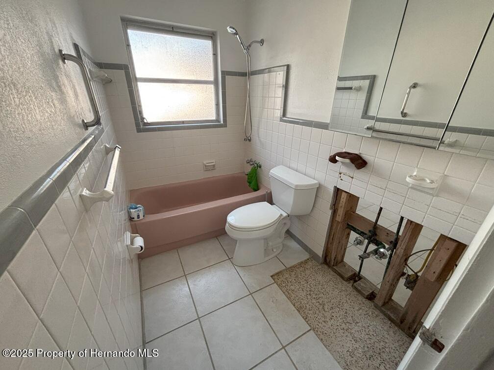 2818 46 Street, Gulfport, Florida image 13